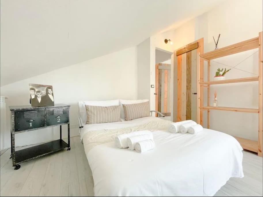Mansarda Vista Mare A Zinola Apartman Savona Kültér fotó