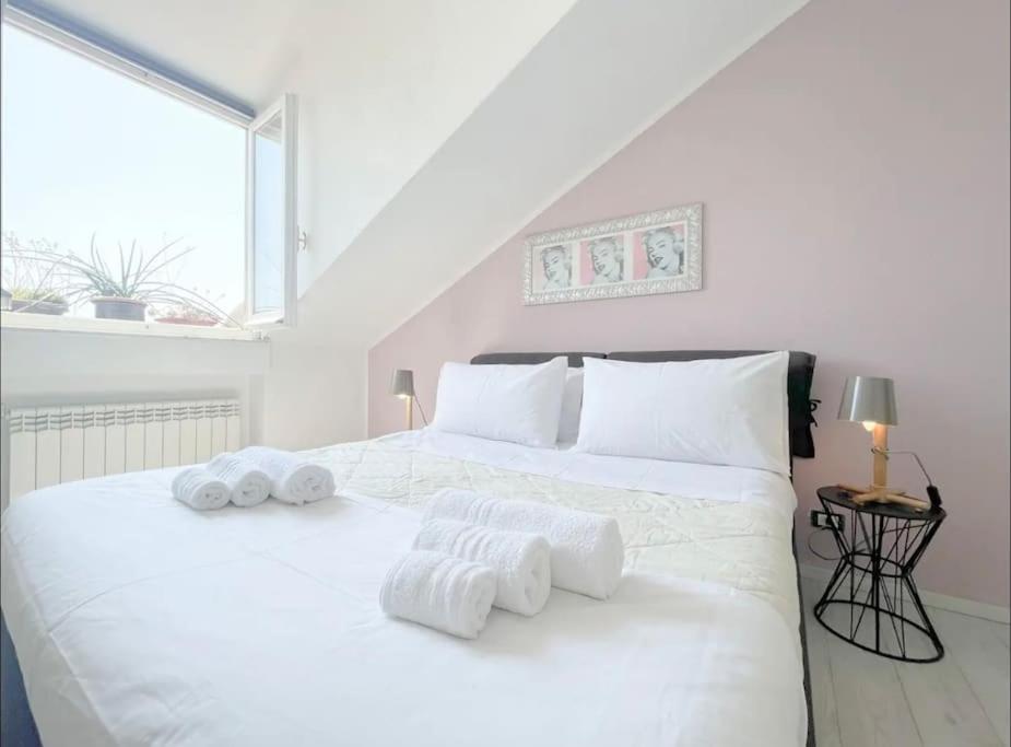 Mansarda Vista Mare A Zinola Apartman Savona Kültér fotó